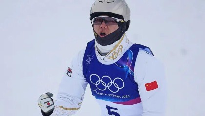 第四金！王心迪与徐梦桃比翼双飞